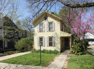 249 Paris Ave SE, Grand Rapids, MI 49503