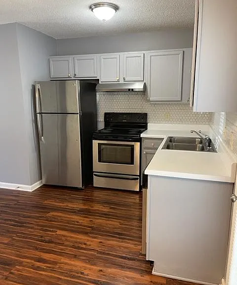 125 Lorraine Dr — Photo 6
