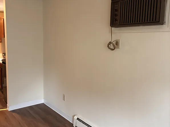 21-23 Blossom St #1, Leominster, MA 01453