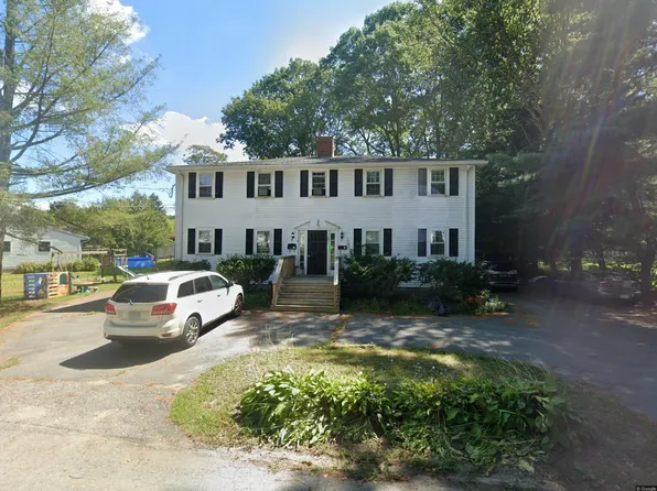2 Foss Ave, Taunton, MA 02780