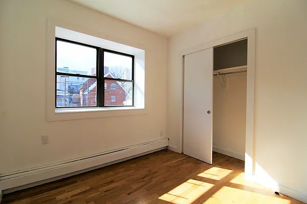 Rented by Bruma Realty LLC | media 38