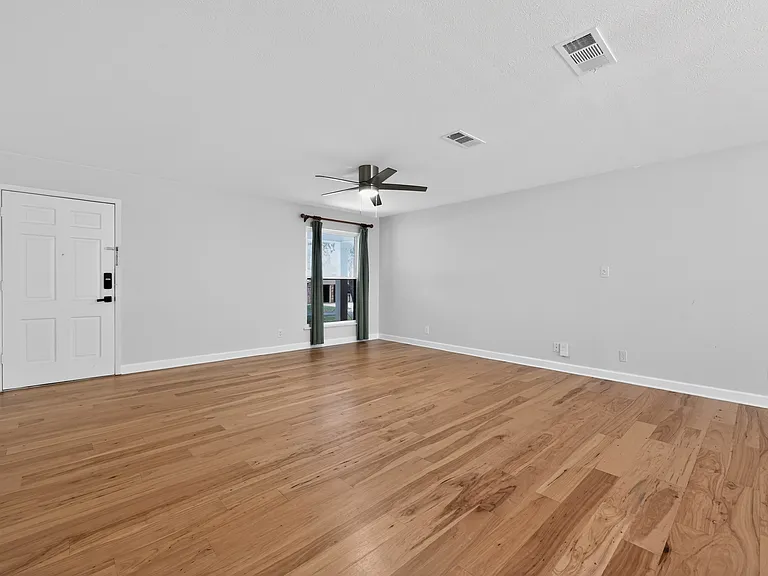 6700 La Salle Dr — Photo 26
