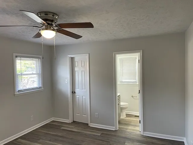886 Southview Cir — Photo 13