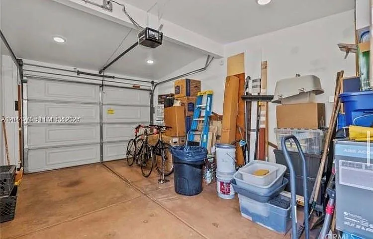 2871 Daisy Ave — Photo 18