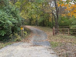 38 Smalling Ct, Belleville, IL 62223