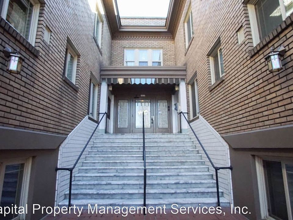 1st image of 1410 NE Weidler St #10