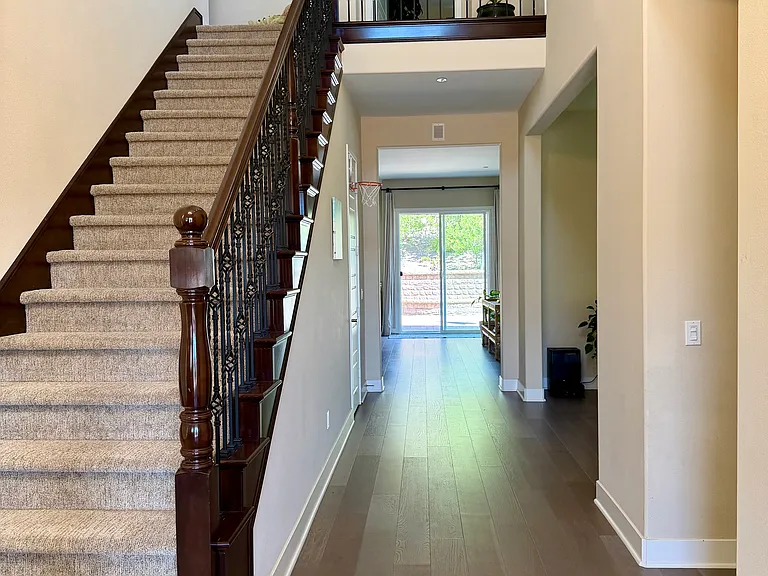 5436 Reef Cir — Photo 14