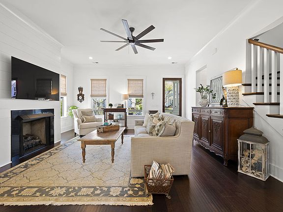 3rd image of 5117 Celtic Dr