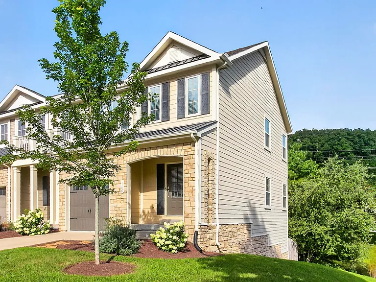 1100 Woodbury Falls Ct — Photo 27