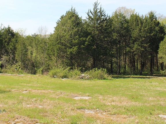 3rd image of 9651 Halls Hill Pike
