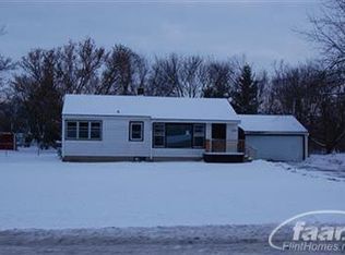 1255 W Stanley Rd, Mount Morris, MI 48458