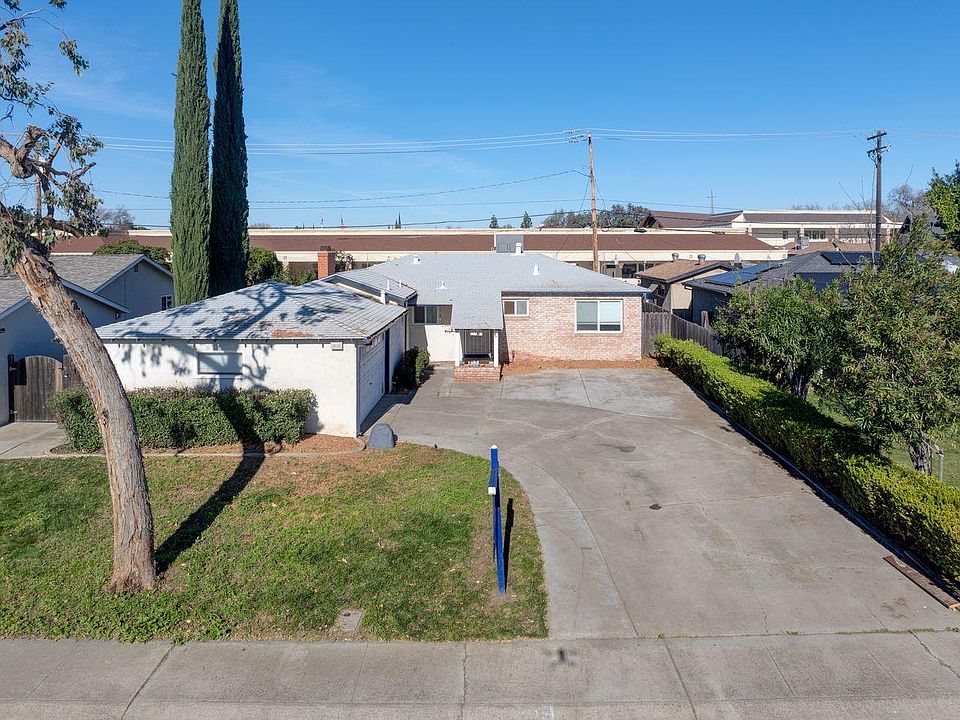 1st image of 1215 Linda Pl