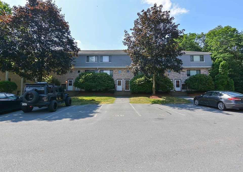 1st image of 132 Farrwood Dr #132