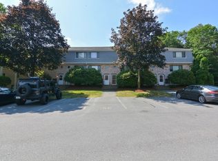 132 Farrwood Dr #132, Haverhill, MA 01835