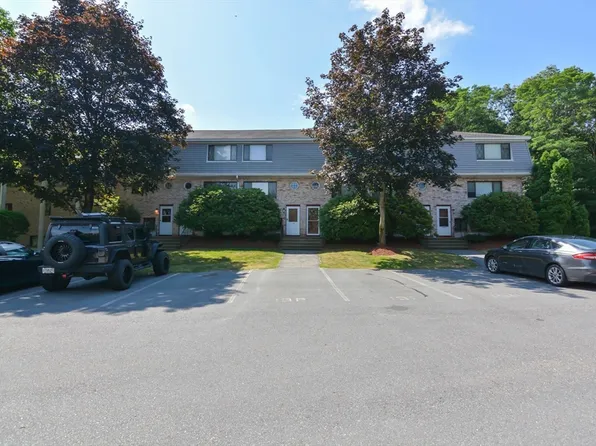 132 Farrwood Dr #132, Haverhill, MA 01835