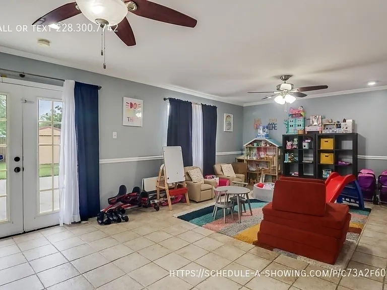 7201 Bienville Dr — Photo 16