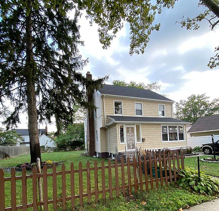 1st image of 457 Columbia Ave