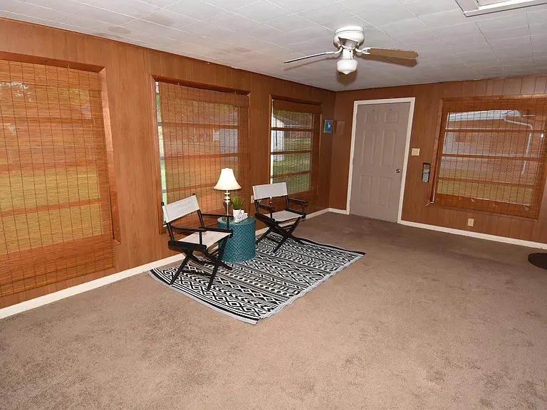 7075 Bartlett Rd — Photo 19