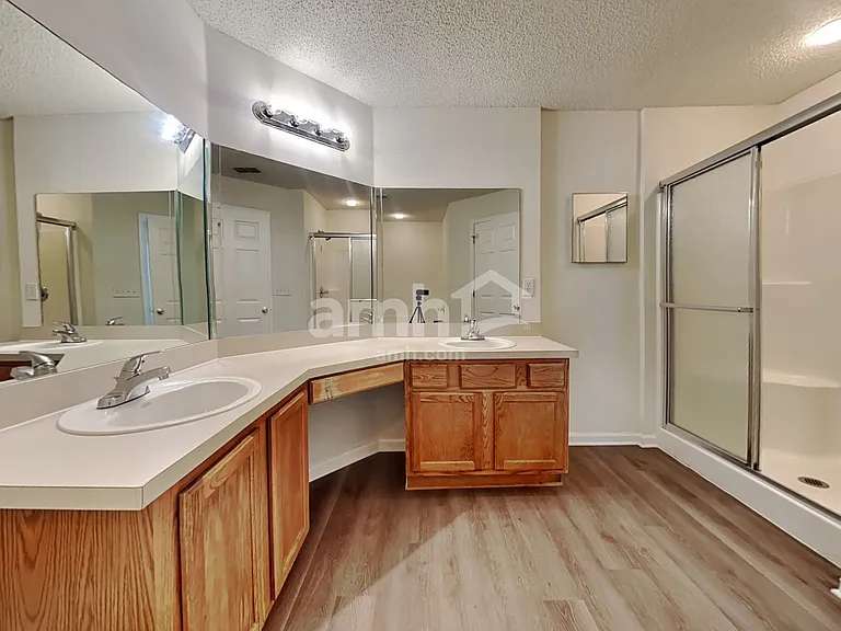 2737 Taylor Hill Dr — Photo 10
