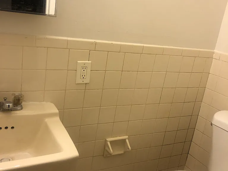 414 Garden Ave #2 — Photo 15
