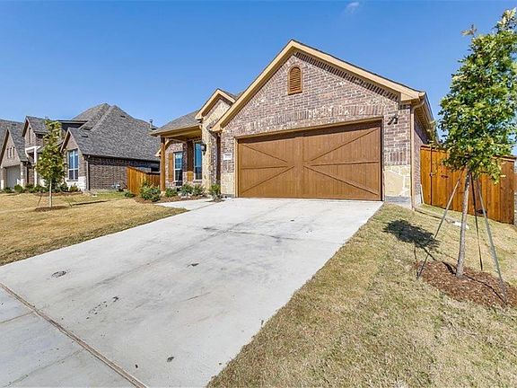 3rd image of 1772 Bertino Way