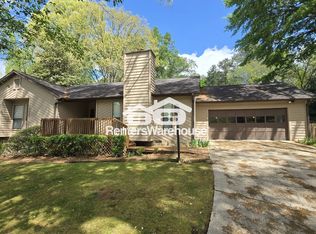5229 Rockbridge Dr, Stone Mountain, GA 30087