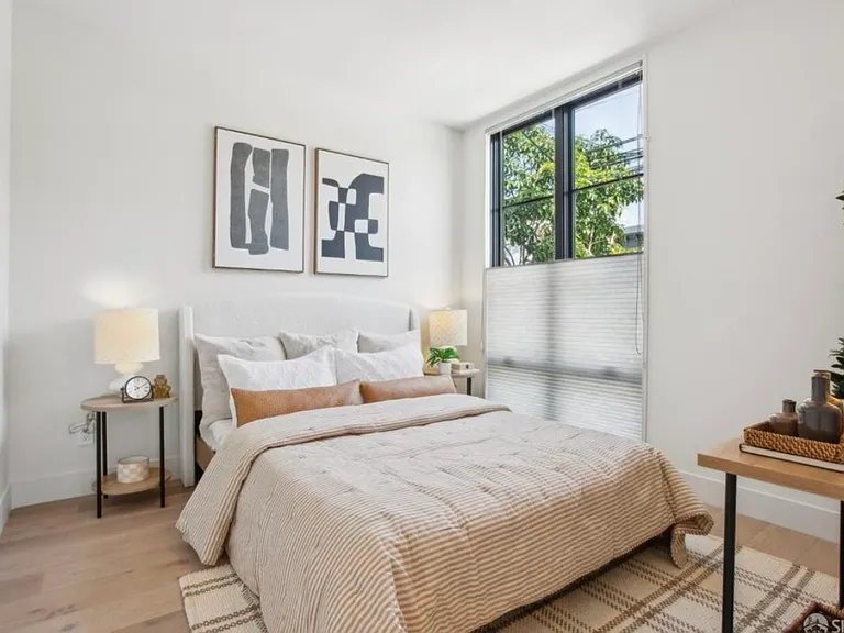 986 S Van Ness Ave #201 — Photo 6