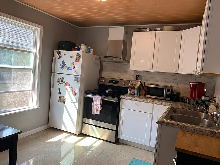 401 Meigs St #B — Photo 10