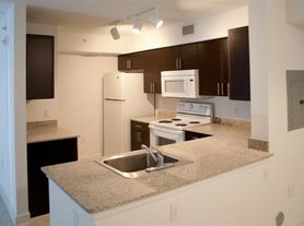 Villa Capri Apartments