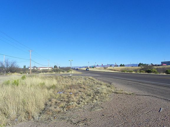 3rd image of 6281 E State Highway 90