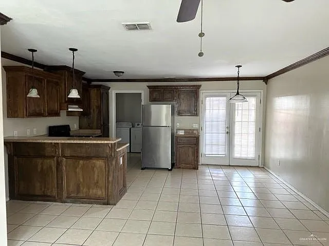 1606 W Omni Ave — Photo 4