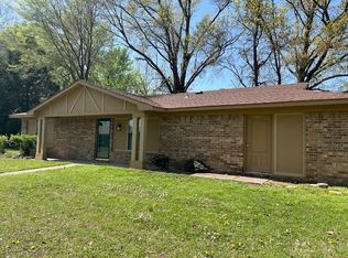 8600 S 35th Ter, Fort Smith, AR 72908