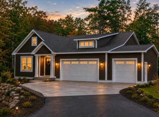 4201 Boulder Creek Dr, Midland, MI 48642