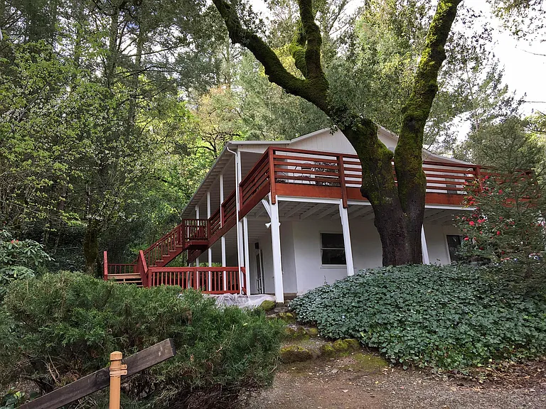 1425 Foothill Blvd — Photo 16