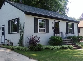 1139 Elmore St, Green Bay, WI 54303