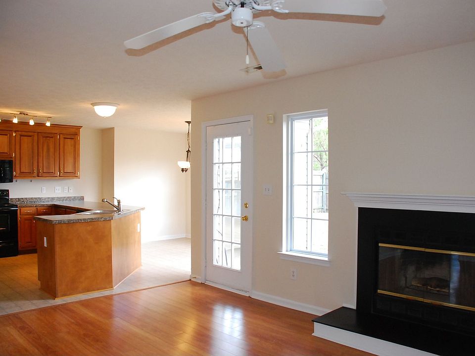 2nd image of 734 Kings Ridge Dr