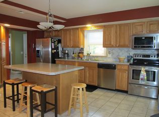 10 Summer Tree Run, Sparta, NJ 07871