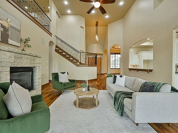 5th image of 11601 Marbella Dr