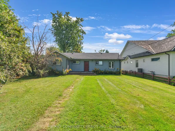 579 Duclos Point Rd, Georgina, ON L0E 1N0