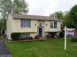 4519 Samuels Pine Rd, Chantilly, VA 20151