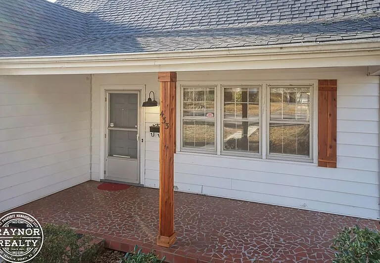 433 Norvell St — Photo 26