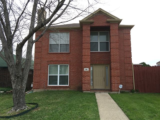 1st image of 121 Hunter Dr