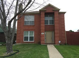 121 Hunter Dr, Cedar Hill, TX 75104