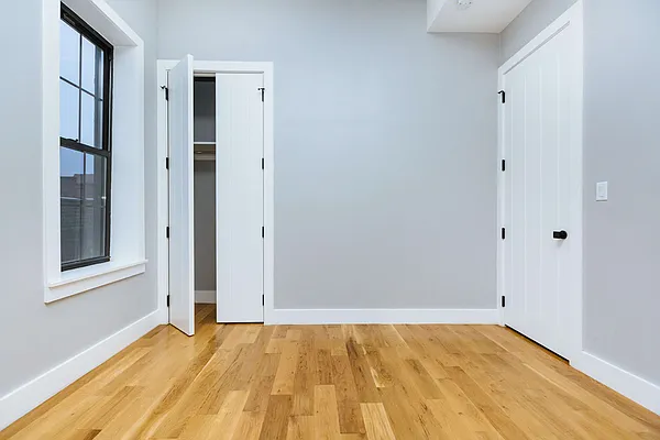 Rented by Nooklyn NYC LLC | media 83