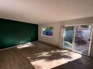 230 Wakesiah Ave, Nanaimo, BC V9R3K3