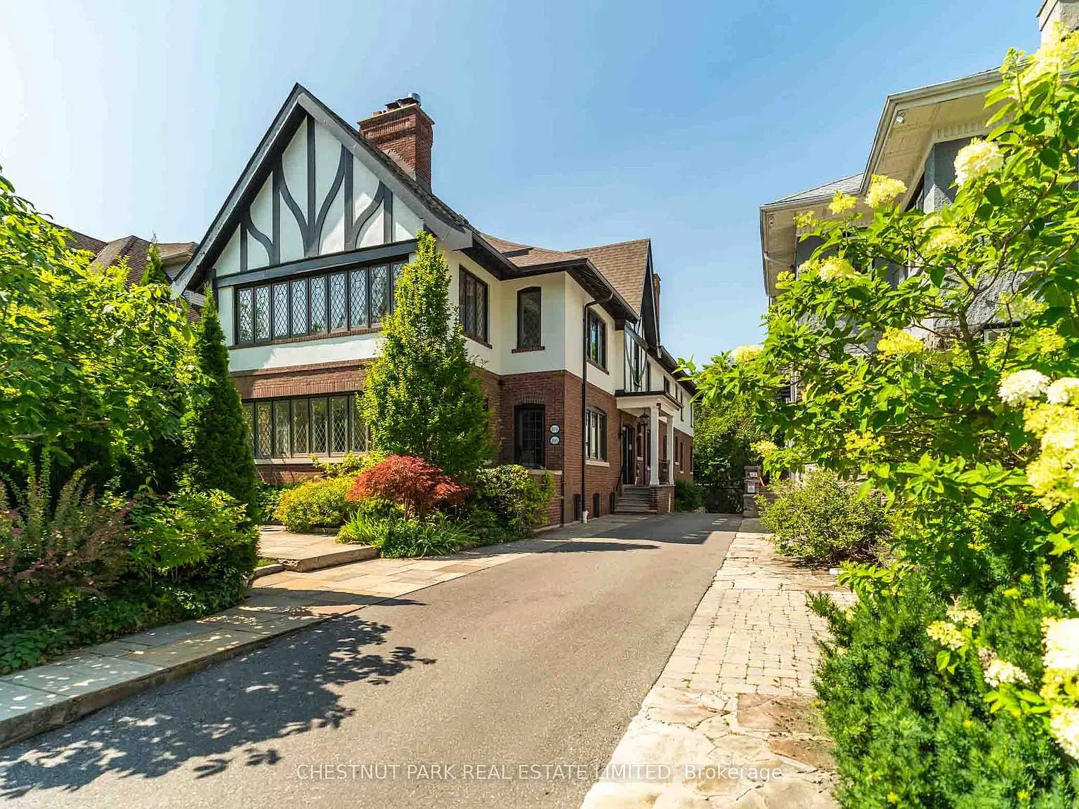 4 bed, $8,000 — Photo 1