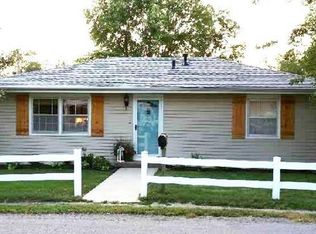 1816 Garland Ave, Leavenworth, KS 66048