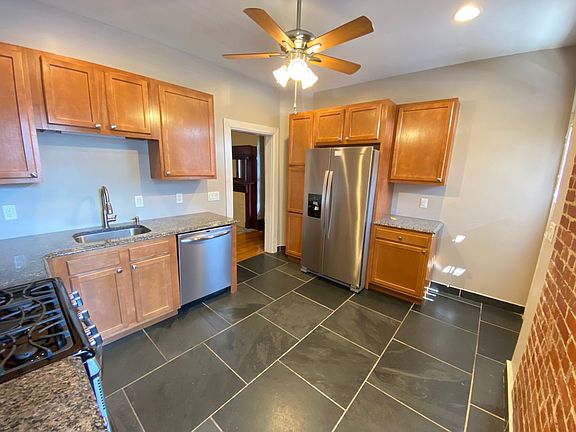3rd image of 1430 Neil Ave #7