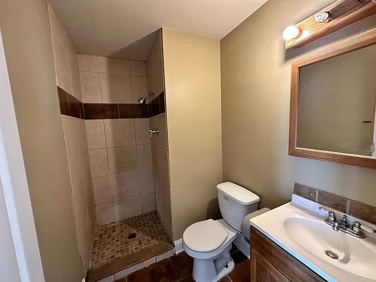 2757 Edna St — Photo 9