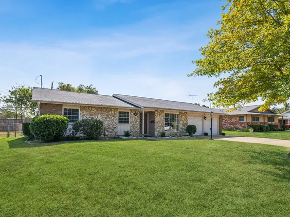 5732 Jane Anne St, Haltom City, TX 76117